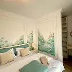 Bridge & Jacuzzi 公寓式酒店