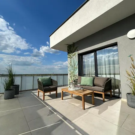 Bridge Penthouse