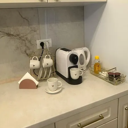 Bridge & Jacuzzi Apart-hotel 3*