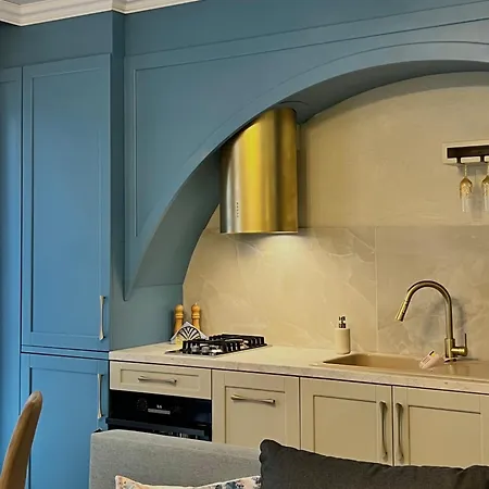 Bridge & Jacuzzi Apart-hotel