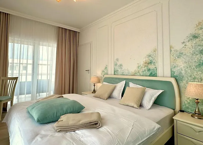 Bridge & Jacuzzi Lejlighedshotel 3*