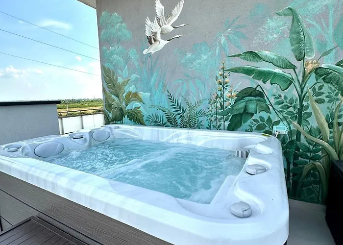 Lejlighedshotel Bridge & Jacuzzi 3*