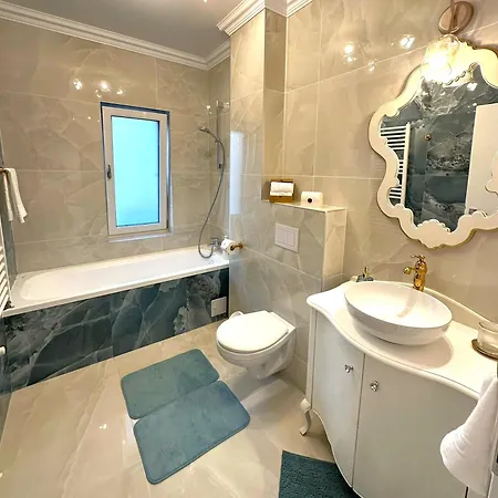 Bridge Penthouse 公寓式酒店