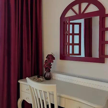 Appart hôtel Bridge & Jacuzzi 3*