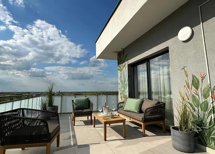 Bridge & Jacuzzi Lägenhetshotell Timişoara