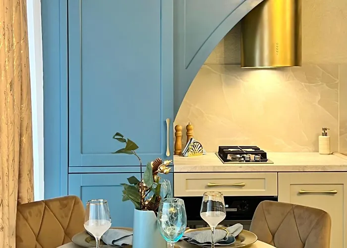 Bridge & Jacuzzi Lägenhetshotell 3*